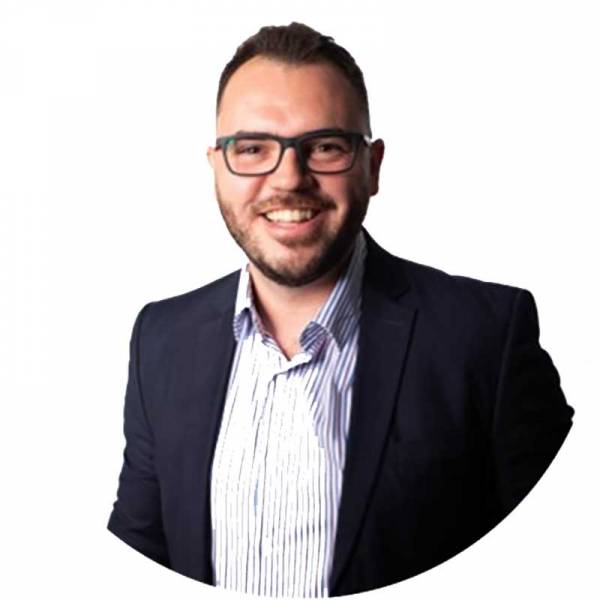 Bogdan Sebeni - Senior Trainer