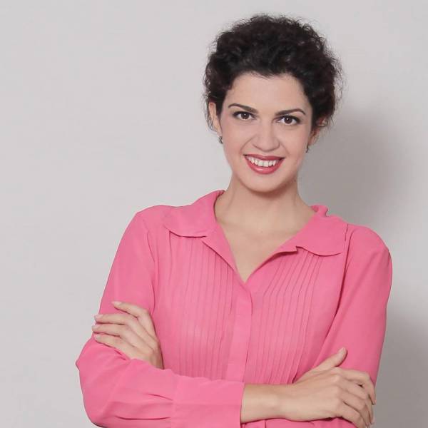Gabriela Rosu - Business Development Manager
